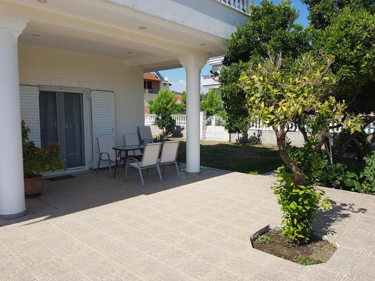 Konstantinos Apartments Ammoudia Luaran gambar