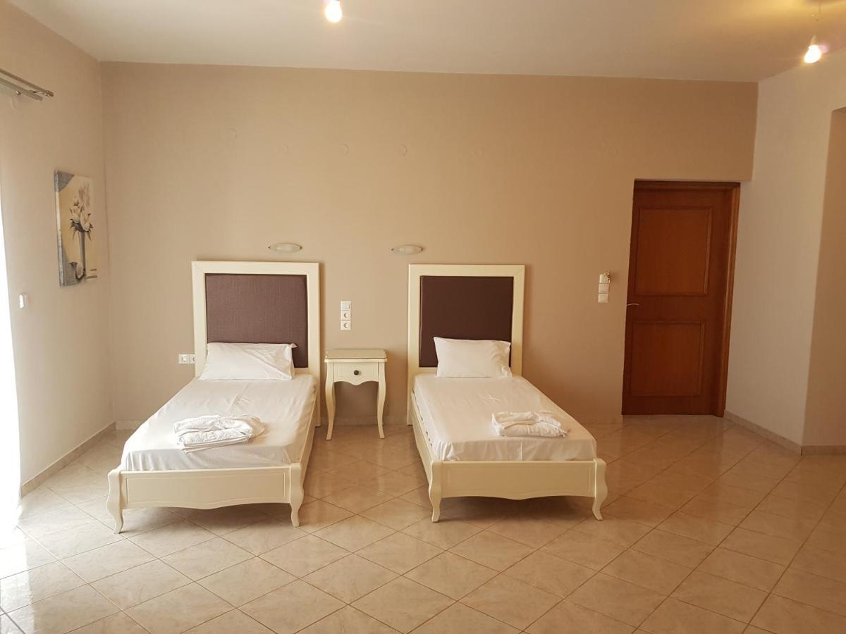 Konstantinos Apartments Ammoudia Luaran gambar